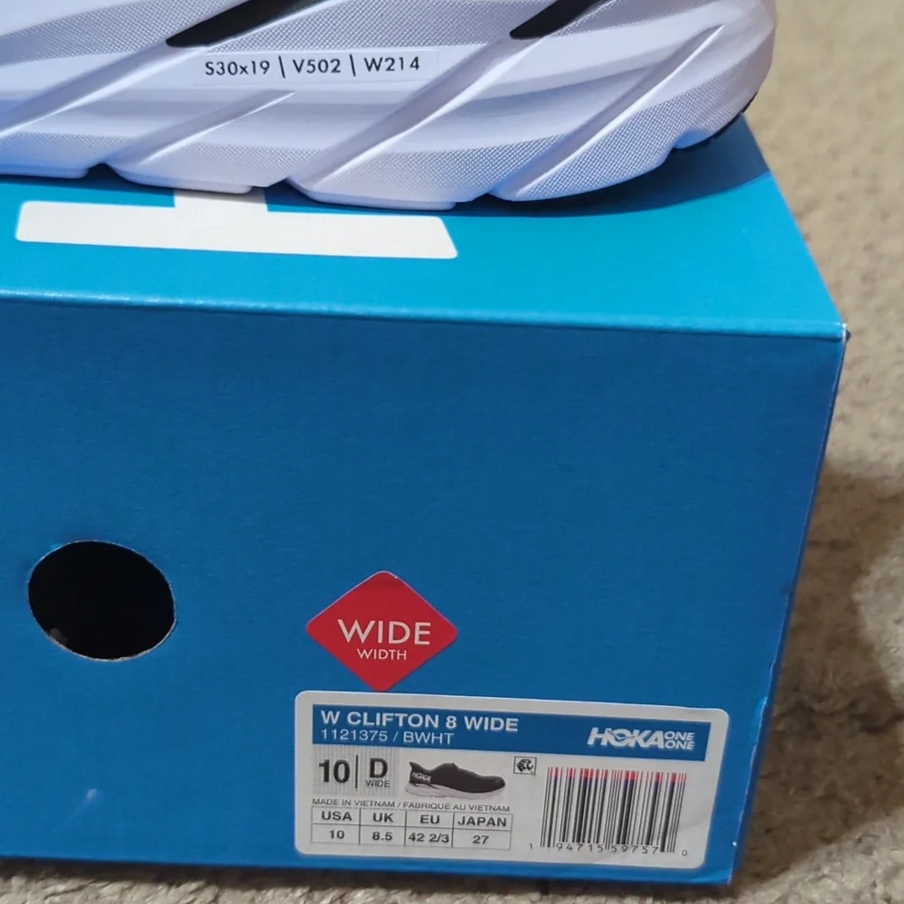 Hoka Men's Black and White Athletic Shoes - Picture 6 of 7